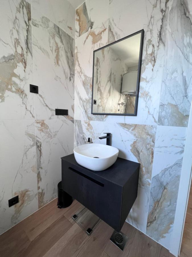Apartment Nadalina روغوزنيكا المظهر الخارجي الصورة